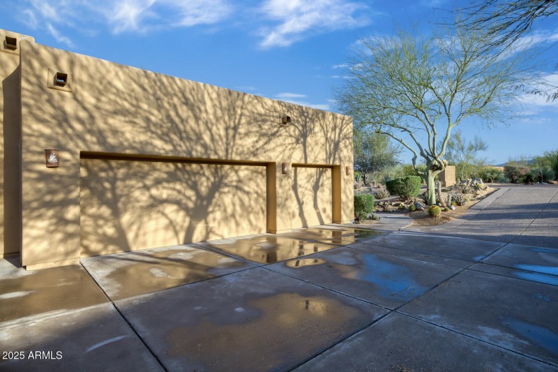 8167 E Sand Flower Dr -