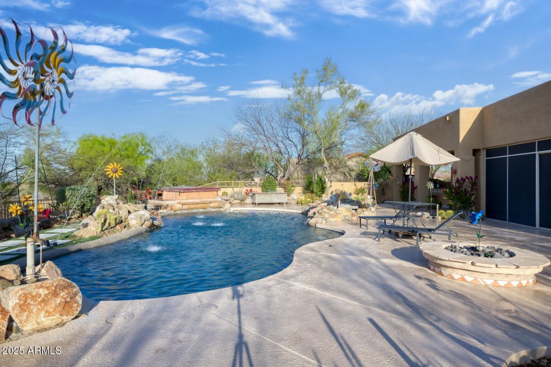 8167 E Sand Flower Dr -