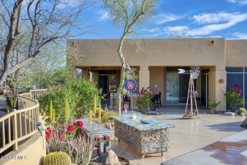8167 E Sand Flower Dr -
