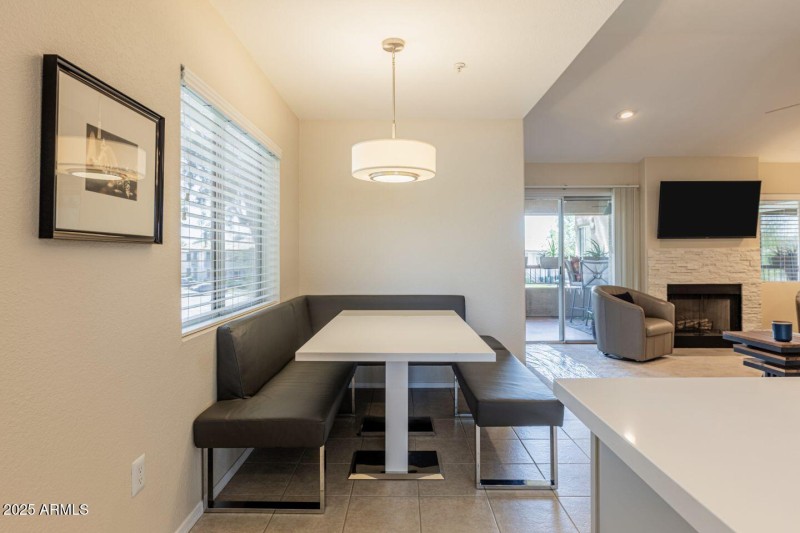 dining-to-liv