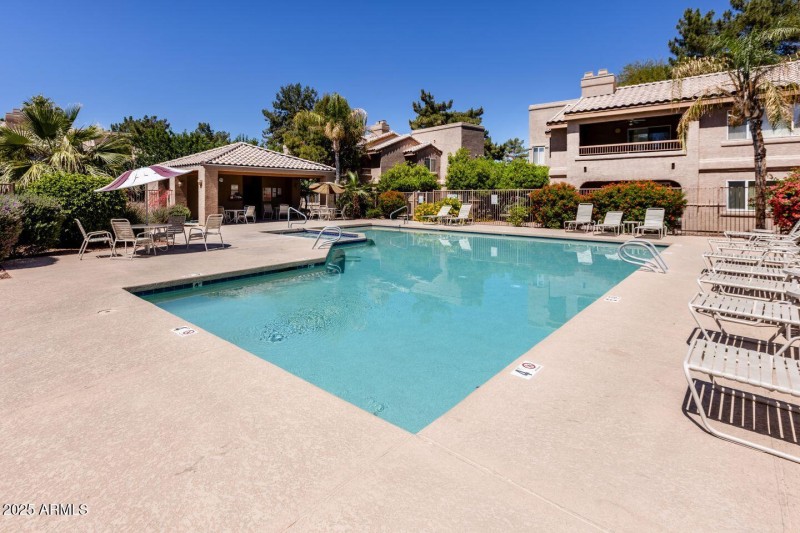 pool-2