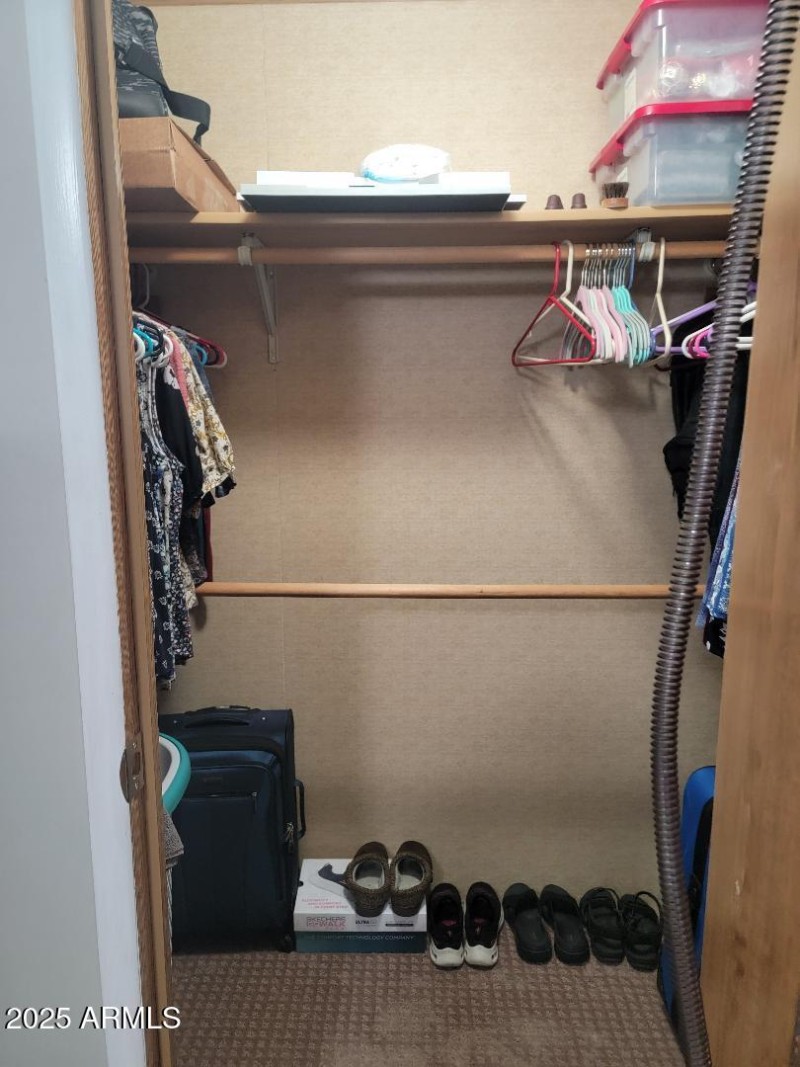 808 master closet