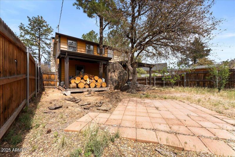 20-Backyard to Home