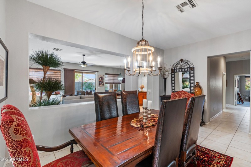12-Dining Area