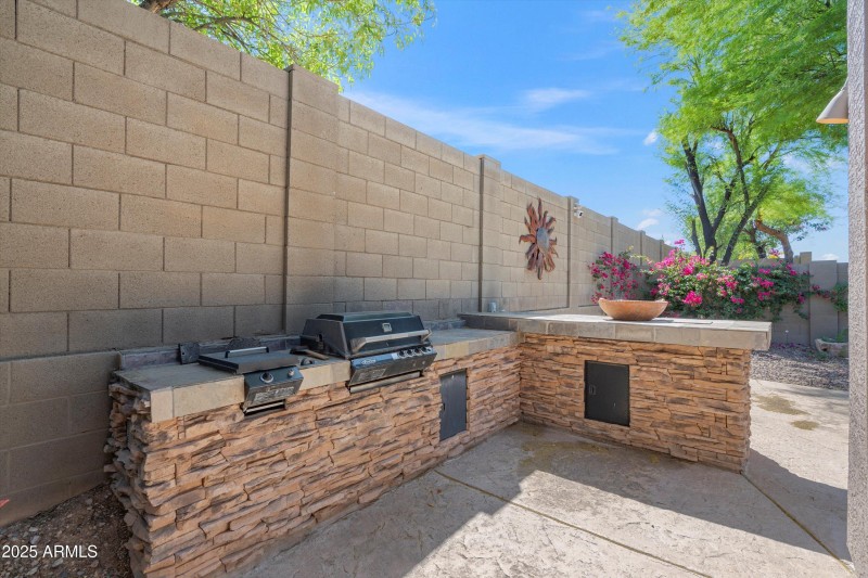 35-Built in BBQ