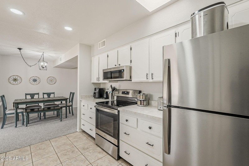 Kitchen-Dining Area