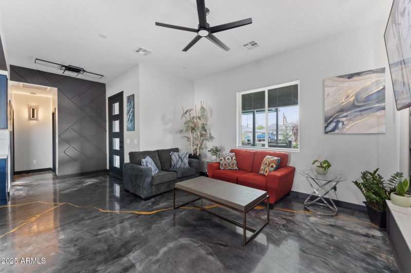 010-living-room