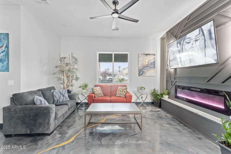 014-living-room