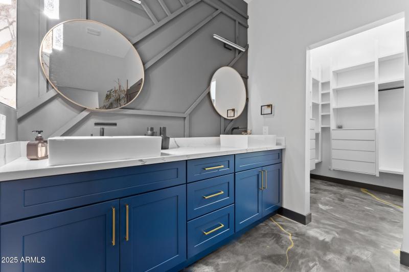 030-primary-bathroom