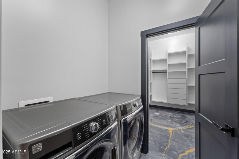043-laundry