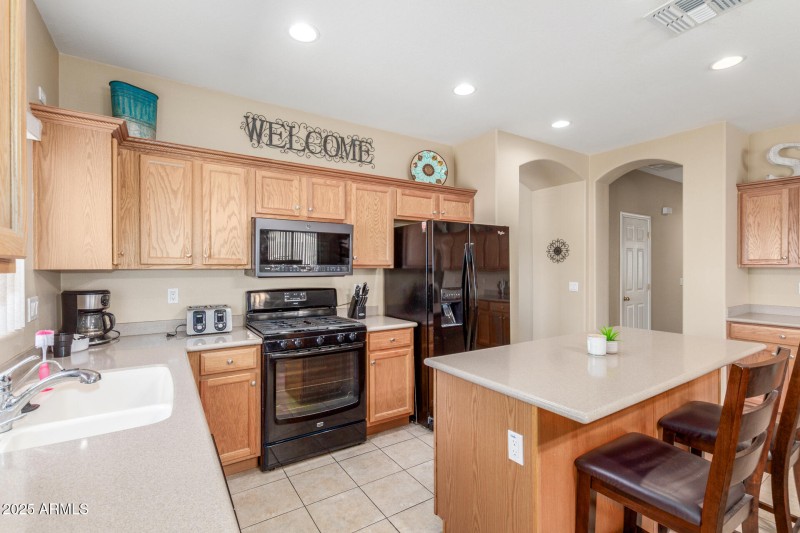 12 Kitchen