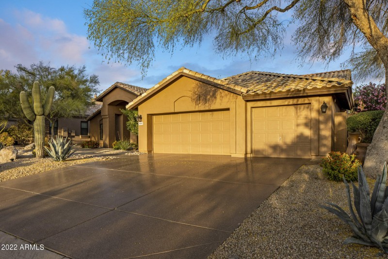 3 car garage