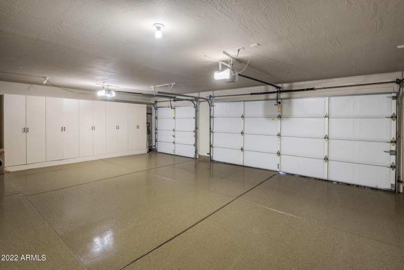 3 car garage