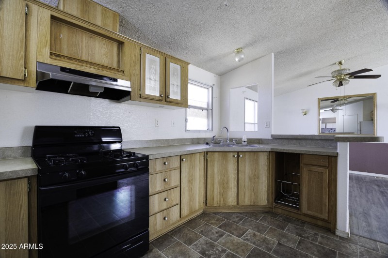 Kitchen 2