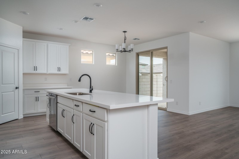 2) OPEN FLOOR PLAN