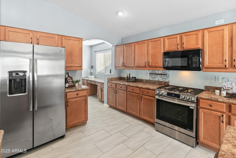 13630 W Redfield Rd-38