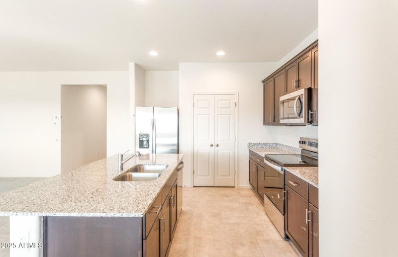 3 - Kitchen