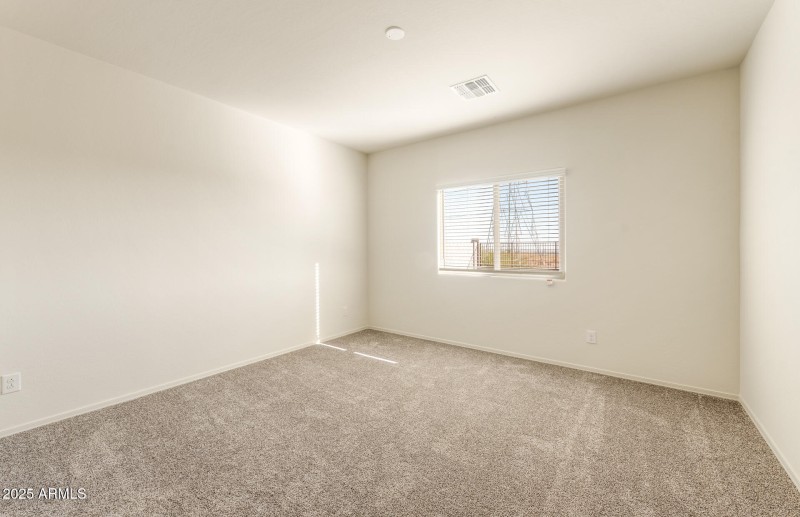 18 - Bedroom