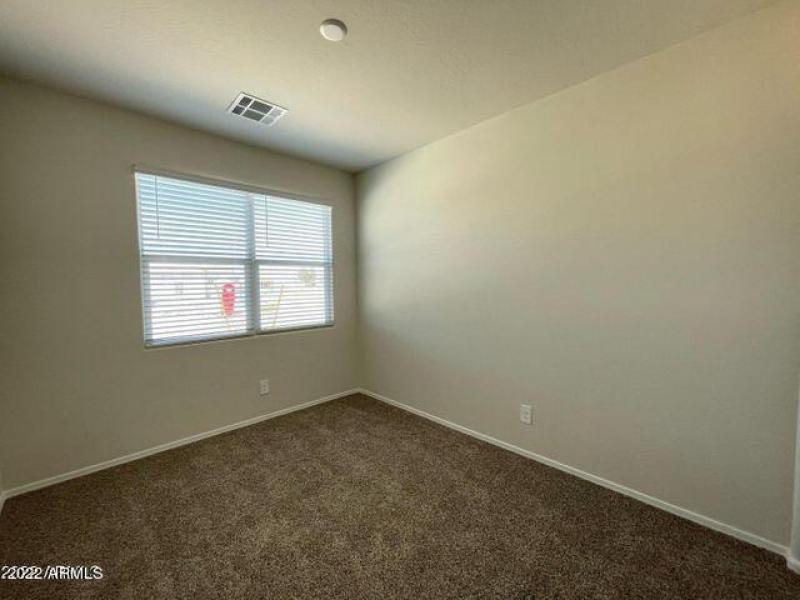 20220322215542308291000000-o