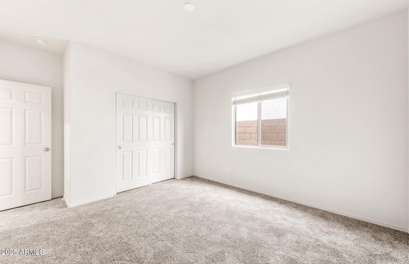 18 - Bedroom