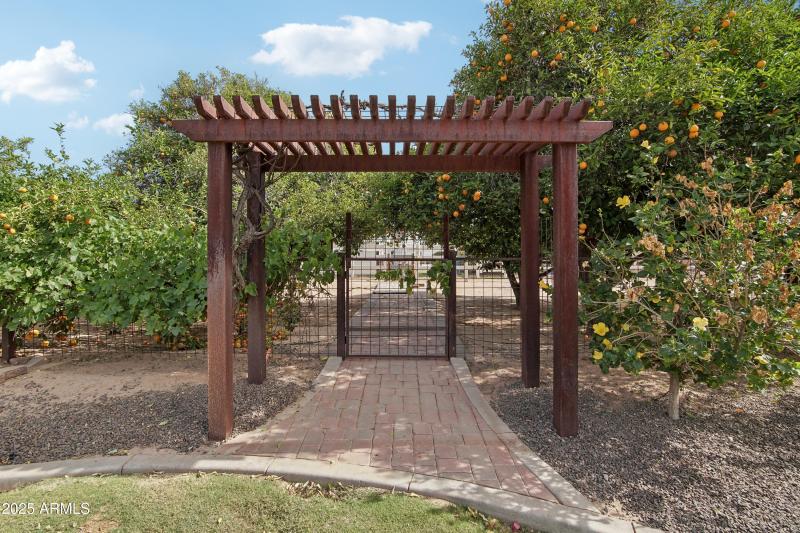 45-print-E Excelsior Ave-1305-045