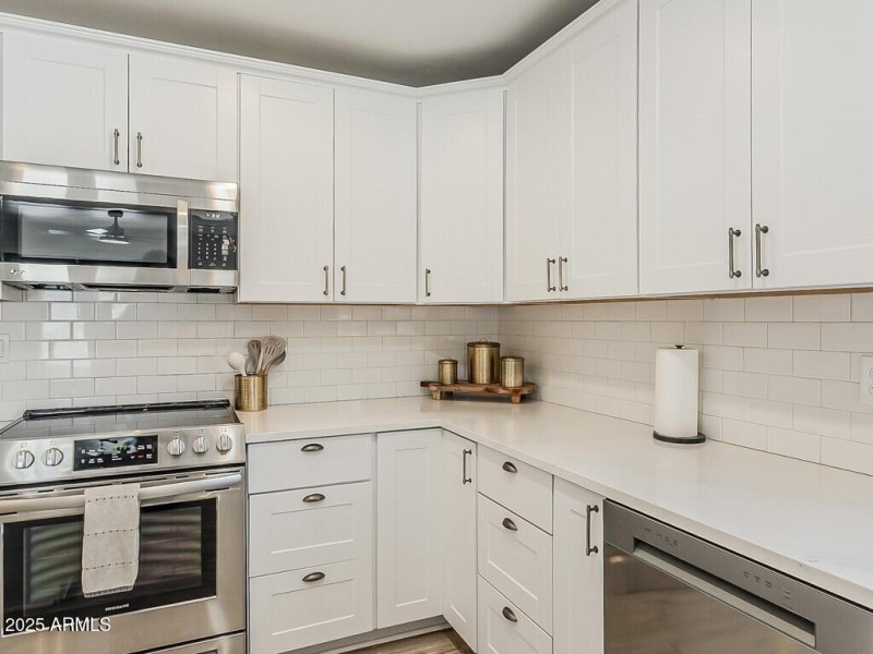 011_Kitchen Area