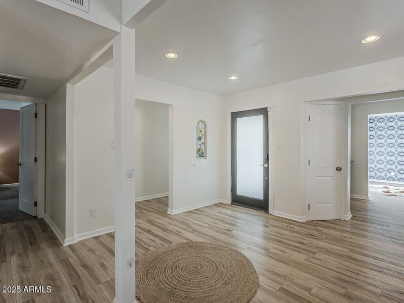 013_Foyer Area