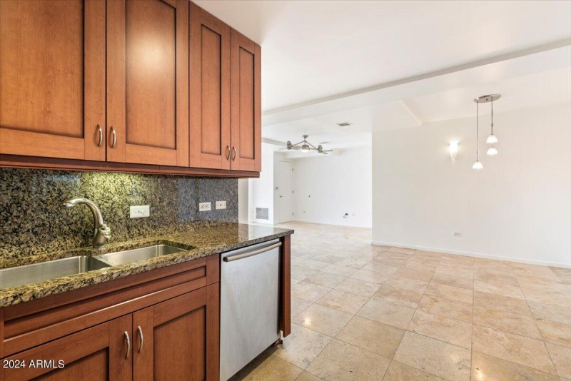 Kitchen 4