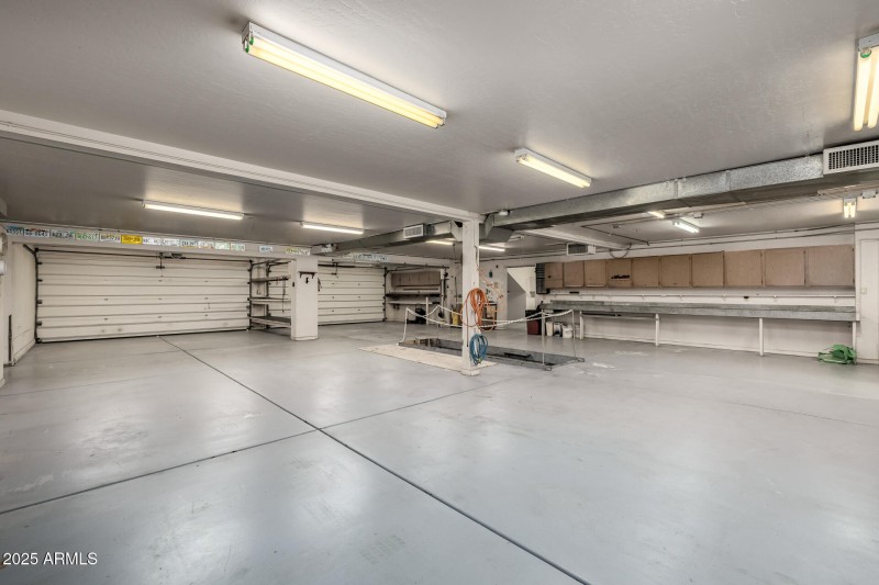 Garage Area