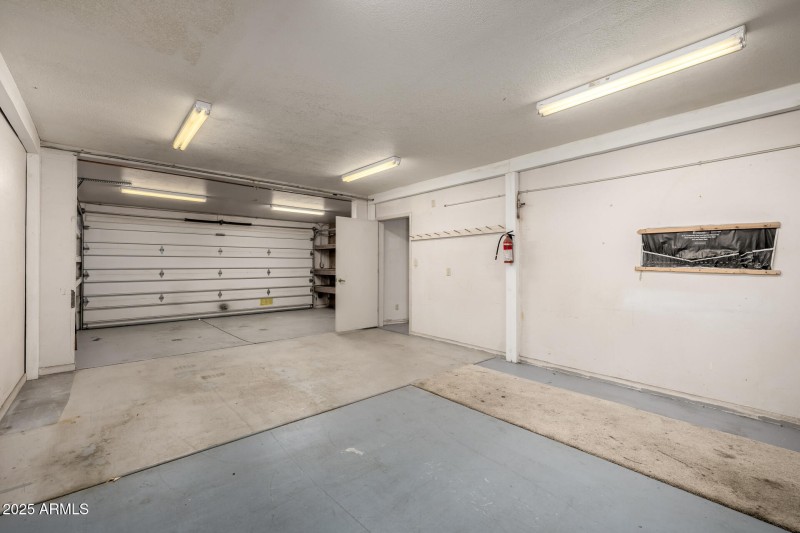 Garage Area