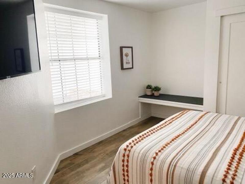 3D8D6A72-9B43-49EB-9169-7772359A5C6E_4_5