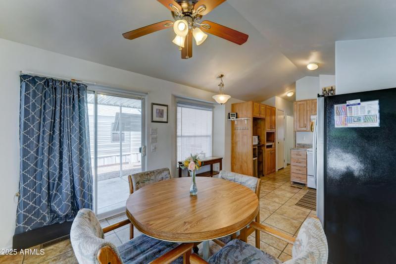 Cozy dine in kitchen