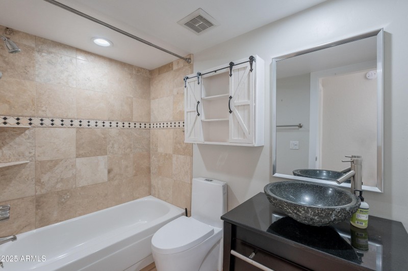 030_Bathroom #2