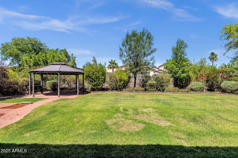 46-web-or-mls-5112-e-cholla-st