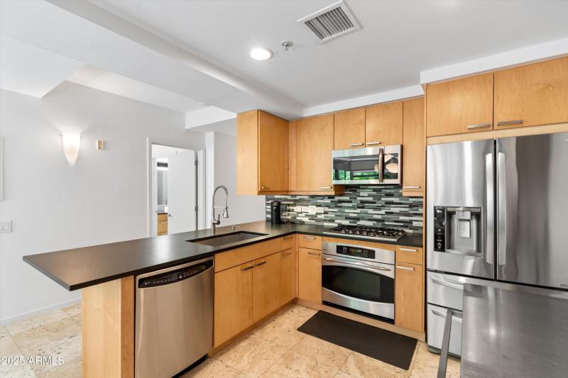 20-Kitchen