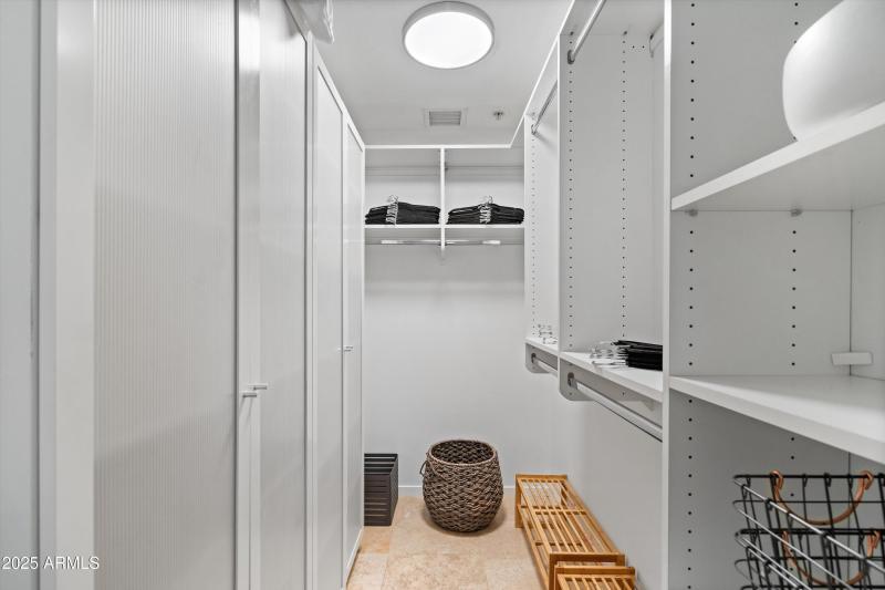 31-Closet