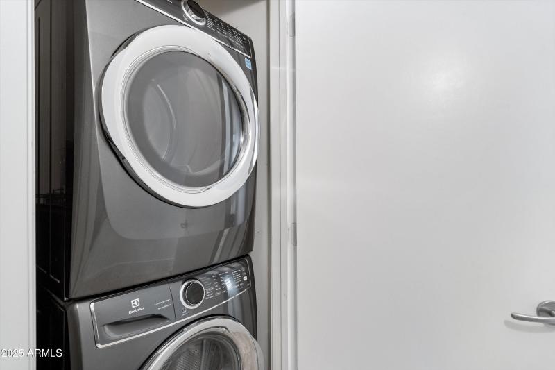 39-Laundry Room