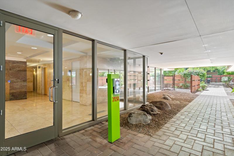 47-Secured Entrance