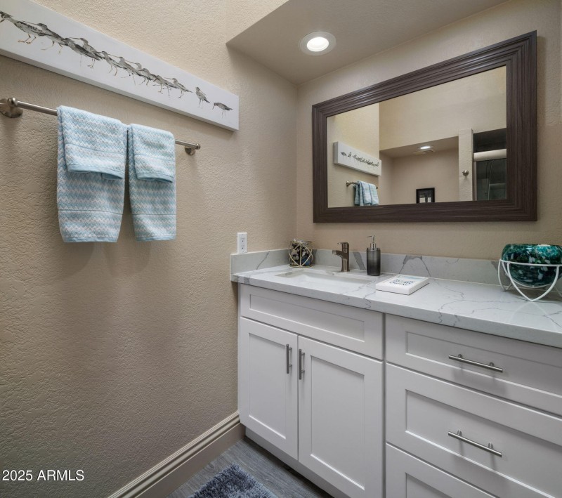 2nd Bathroom