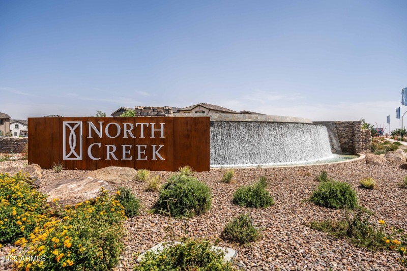 7a North Creek sign