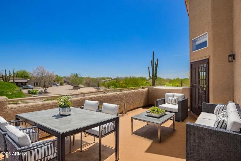 55-Rancho-Caliente - Outdoor - Modern -