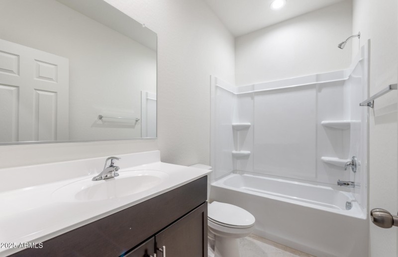 17 - Bathroom
