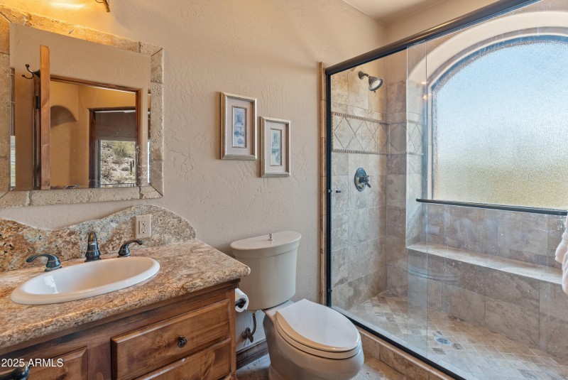 Casita bath 1