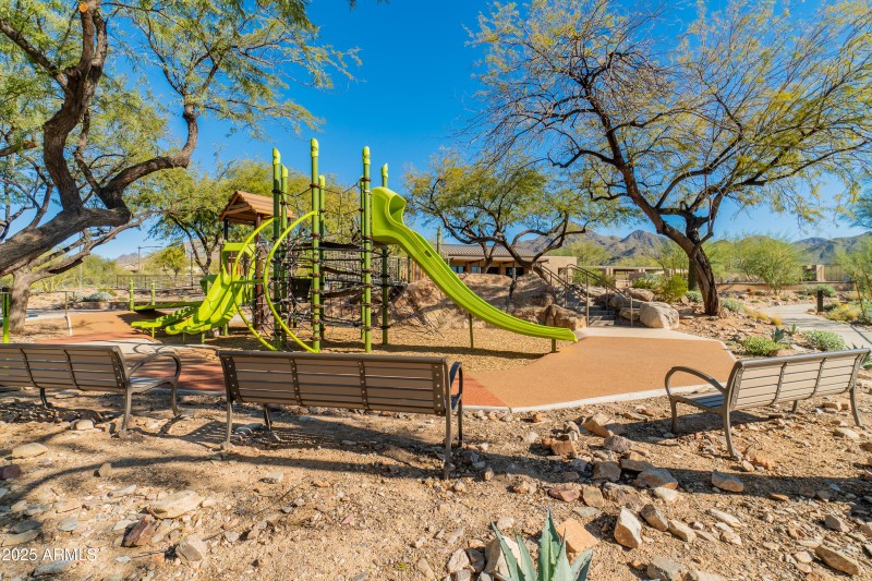 Paradise Ln Park Slide