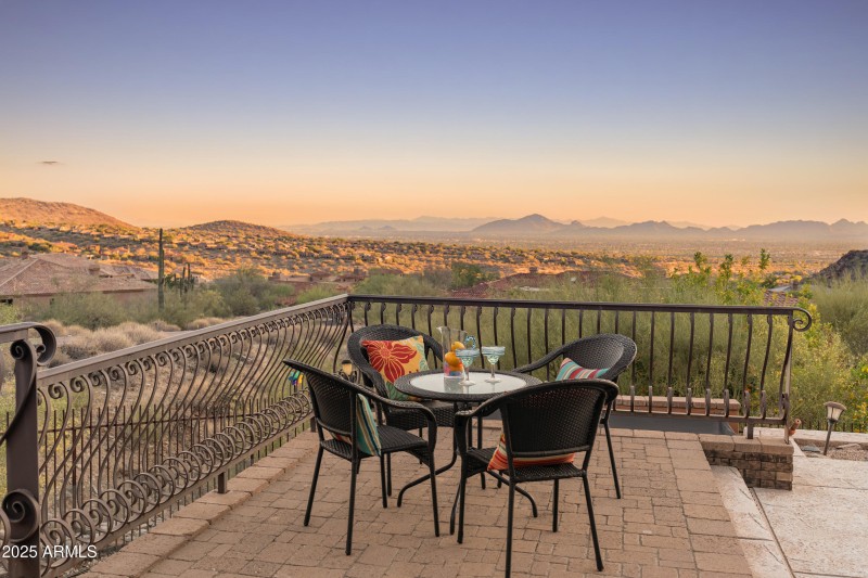 Dining views