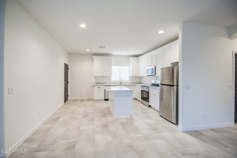 KITCHEN 1