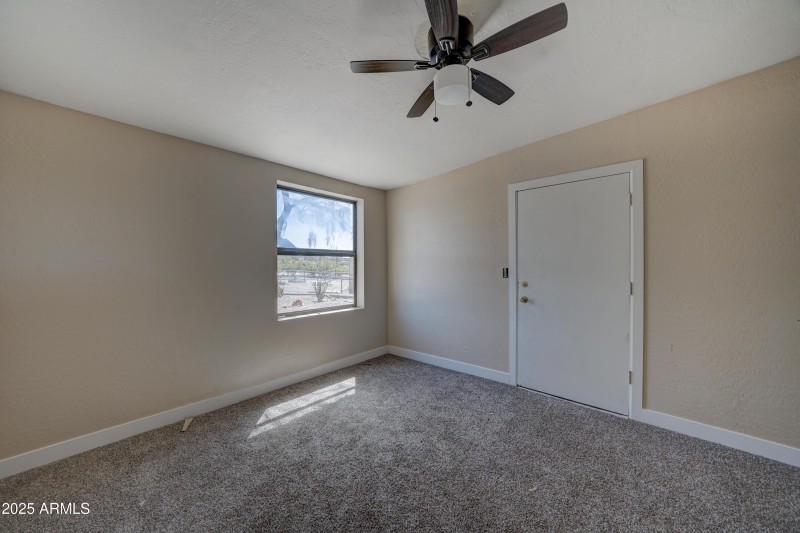 2627 W Buckskin Dr-21