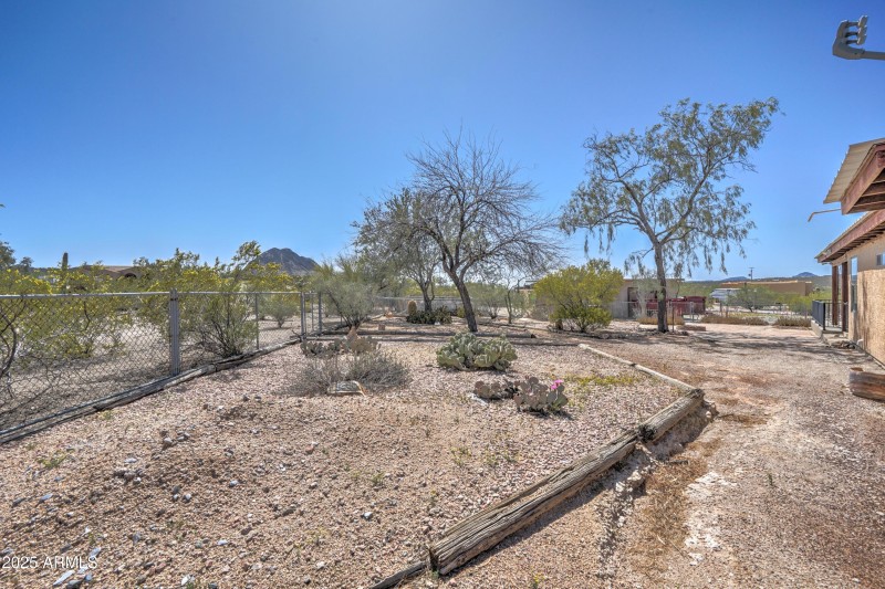 2627 W Buckskin Dr-30