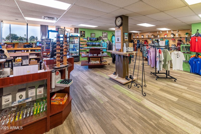 16.0 Pro Shop