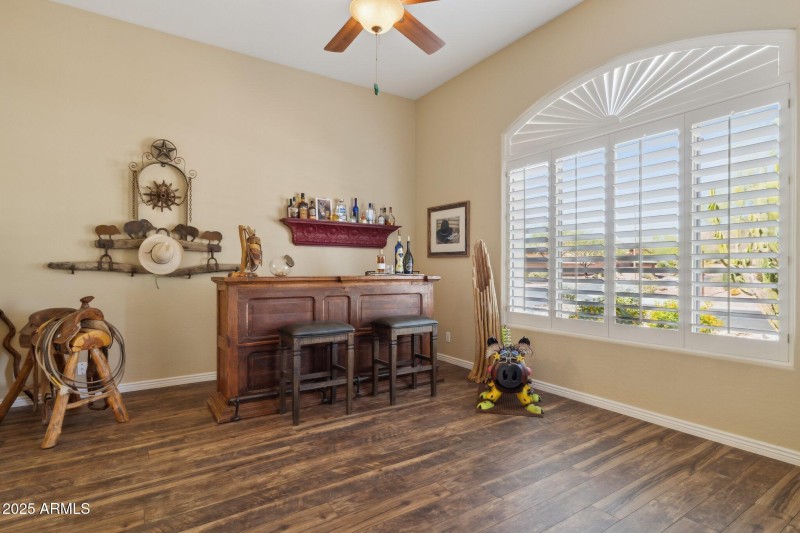 15-web-or-mls-41728-n-moss-springs-ct